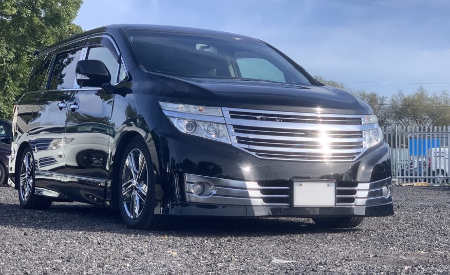 NISSAN ELGRAND Rider PE52 3.5 V6 Automatic 7 Leather Seats