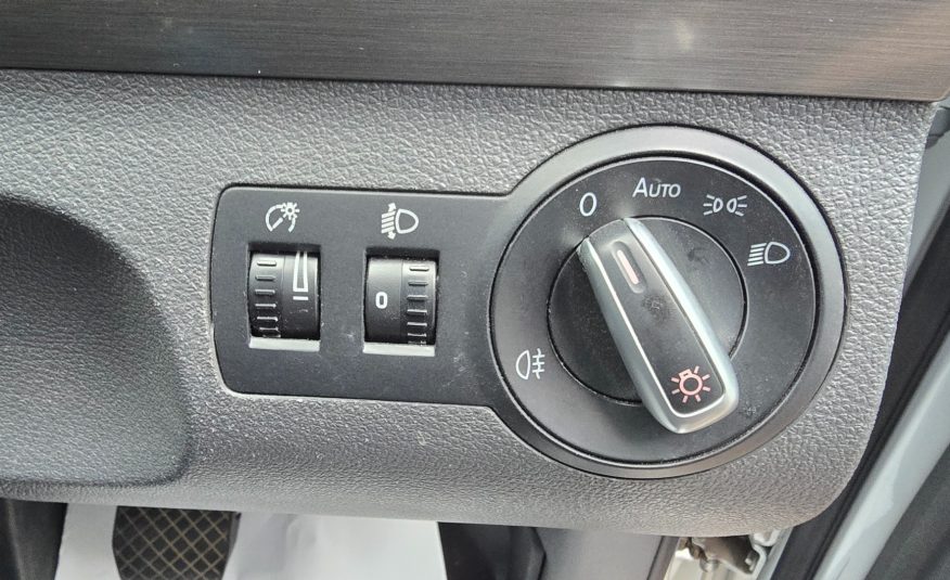 VOLKSWAGEN TOURAN 1.4 TSI SE Auto 7 Seater MPV 5dr Petrol DSG Euro 5 (140 ps) 53k Miles Only