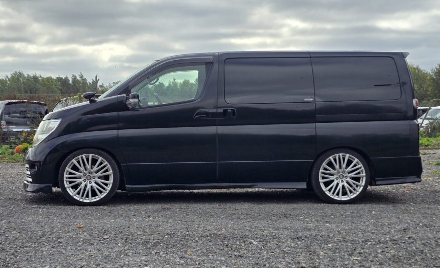 NISSAN ELGRAND Rider Autech ME51 2.5 V6 Automatic MPV Low Mileage 31k Guaranteed