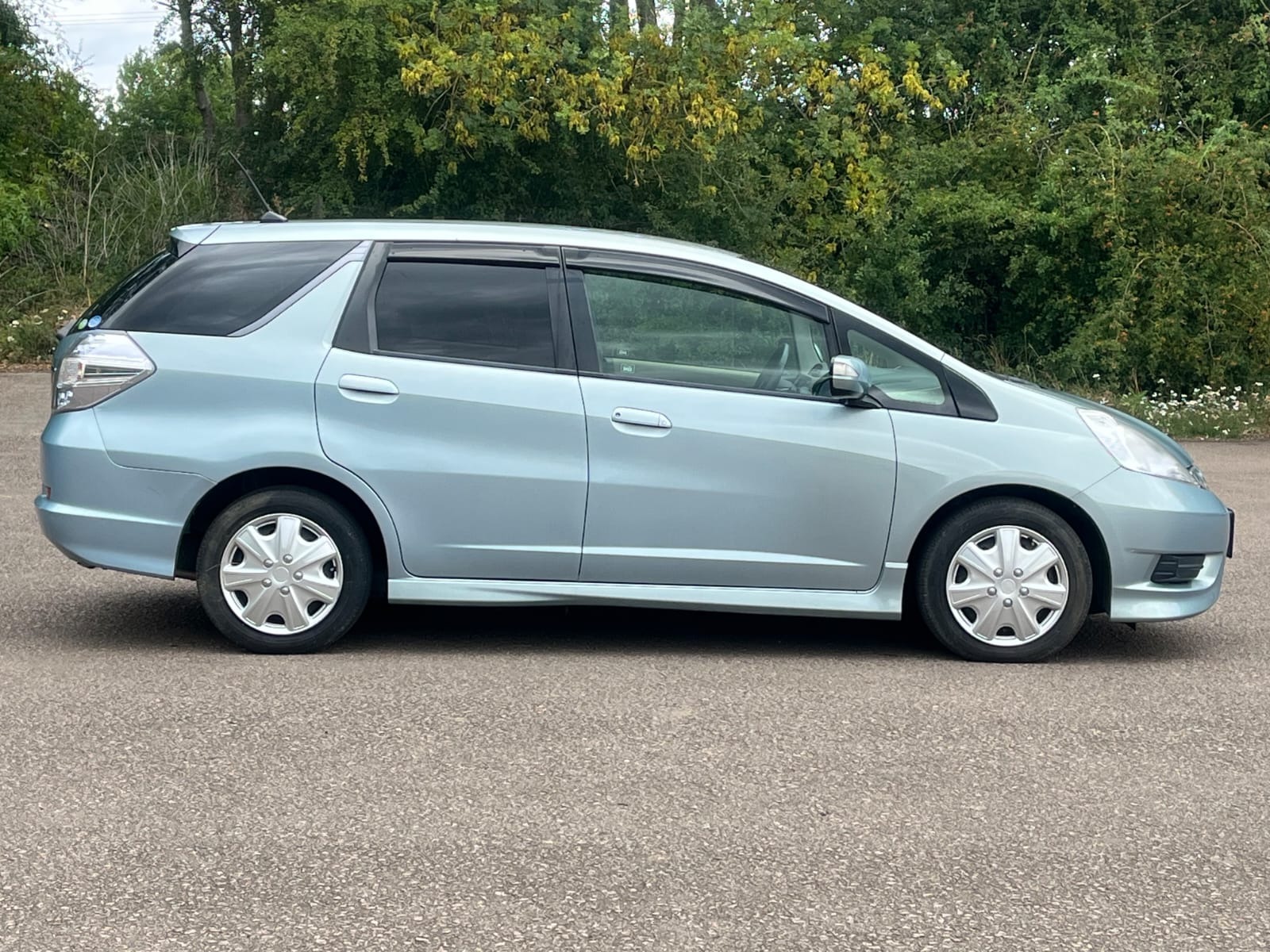 HONDA FIT Jazz Shuttle GP2 Hybrid IMA Automatic CC