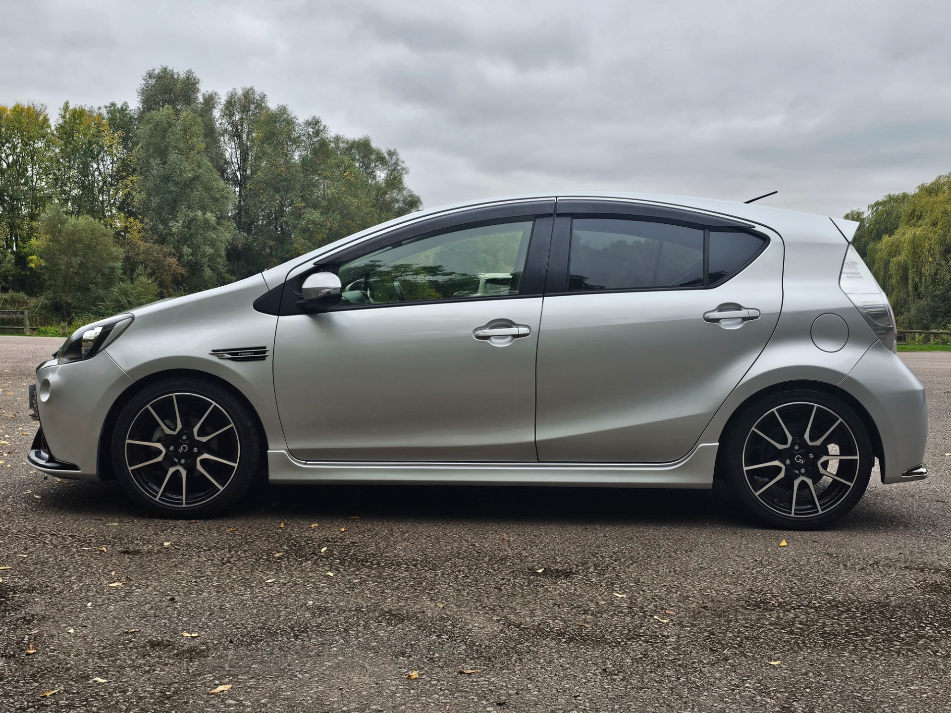 TOYOTA AQUA HYBRID AUTO 1.5 Auto Hybrid Automatic