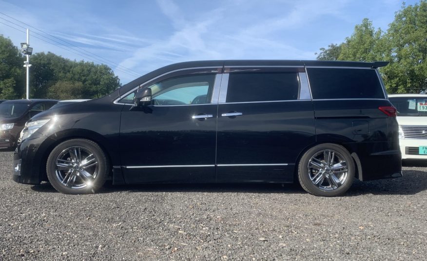 NISSAN ELGRAND Rider PE52 3.5 V6 Automatic 7 Leather Seats