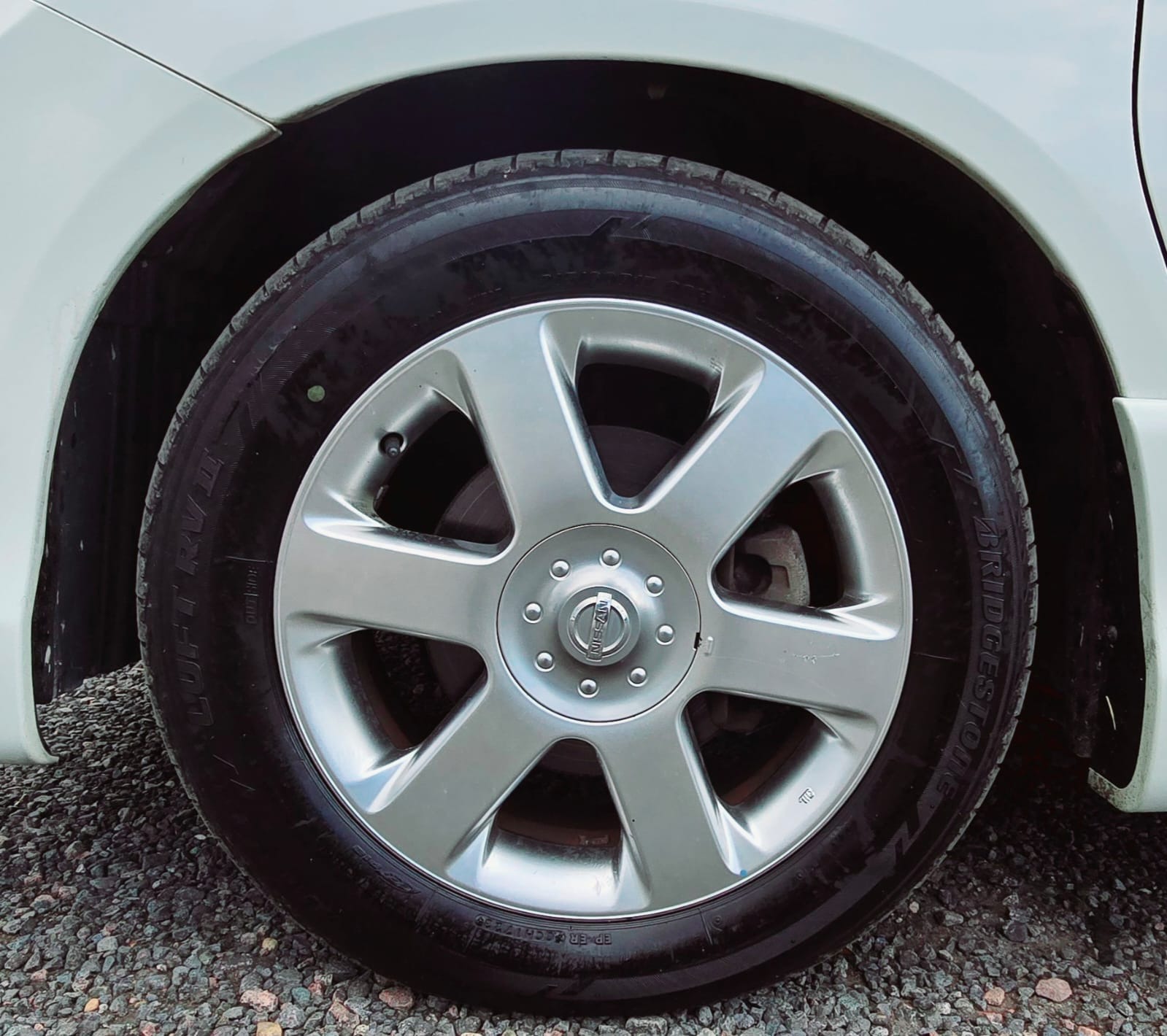 NISSAN ELGRAND Highway Star 3.5 V6 Auto 4X4 8 Seater MPV