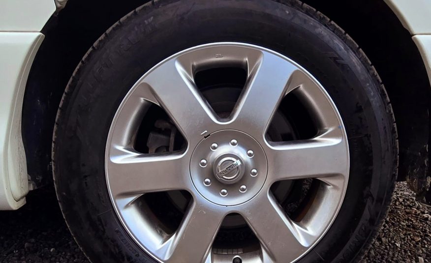 NISSAN ELGRAND Highway Star 3.5 V6 Auto 4X4 8 Seater MPV