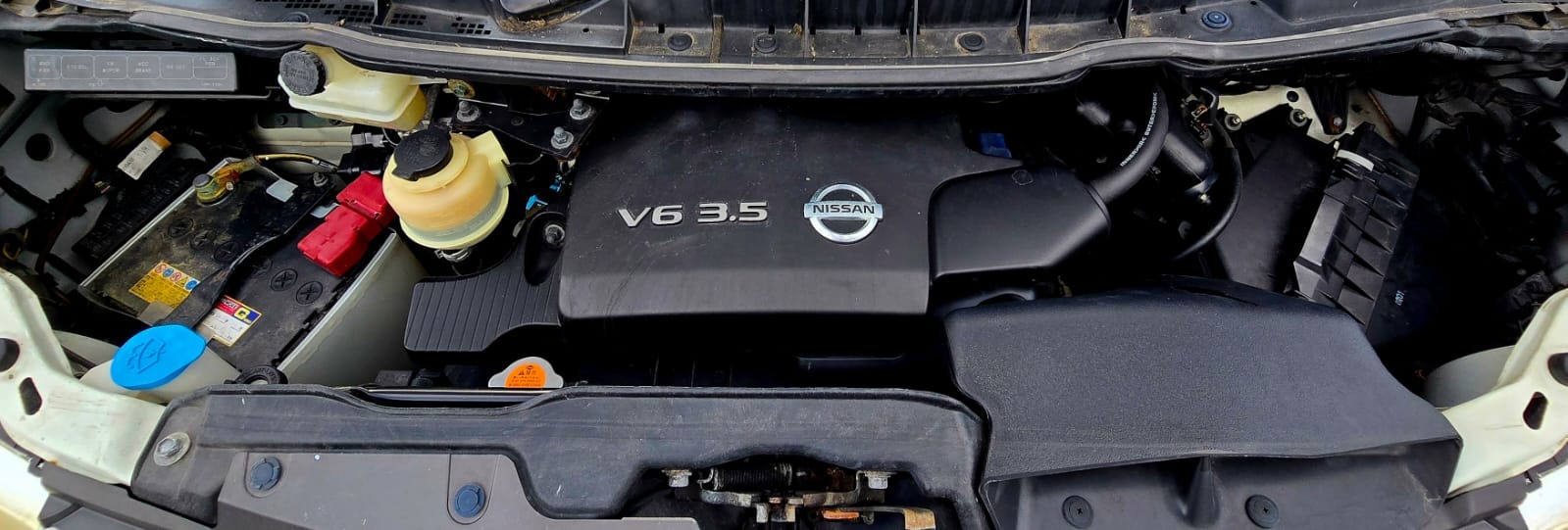 NISSAN ELGRAND Highway Star 3.5 V6 Auto 4X4 8 Seater MPV