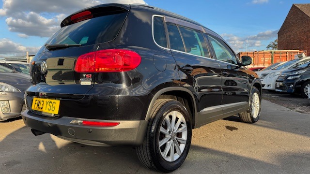 VOLKSWAGEN TIGUAN TSI 1.4 TSI BlueMotion Tech SE Auto