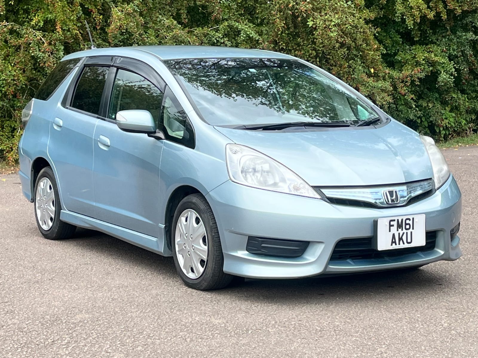 HONDA FIT Jazz Shuttle GP2 Hybrid IMA Automatic CC