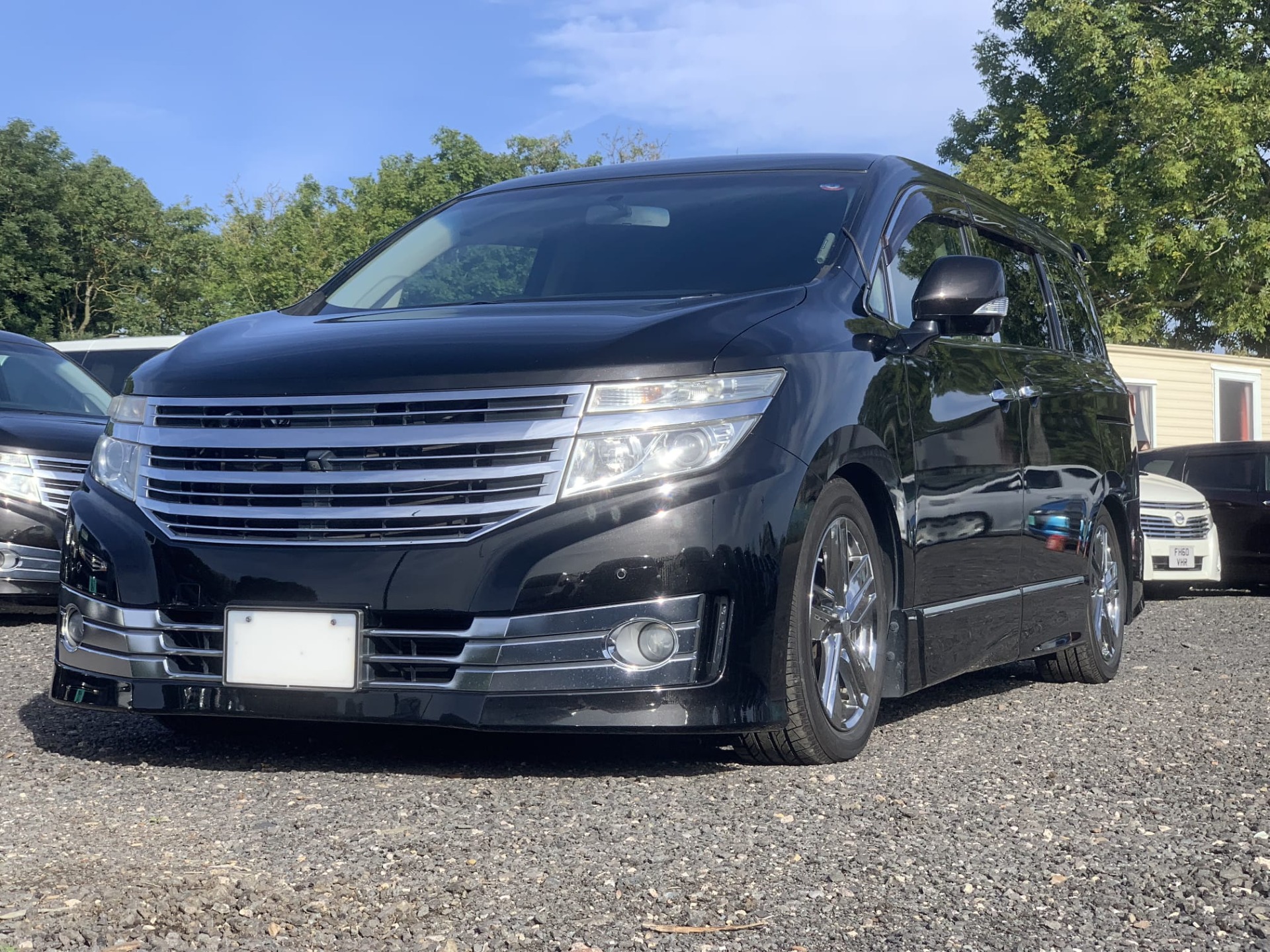 NISSAN ELGRAND Rider PE52 3.5 V6 Automatic 7 Leather Seats