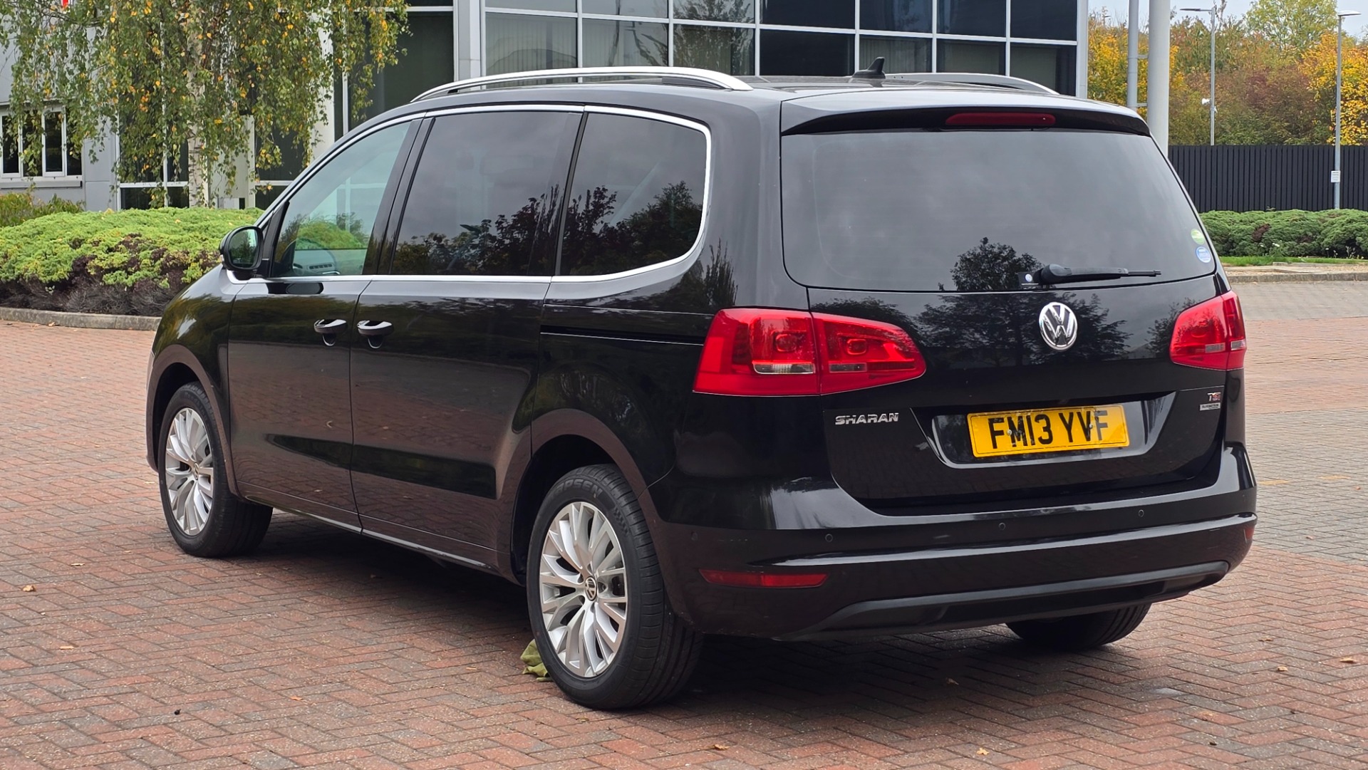 VOLKSWAGEN SHARAN 1.4 TSI BlueMotion Tech SE MPV Auto DSG Leather Seats 1 Year Warranty Ulez