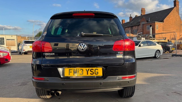 VOLKSWAGEN TIGUAN TSI 1.4 TSI BlueMotion Tech SE Auto