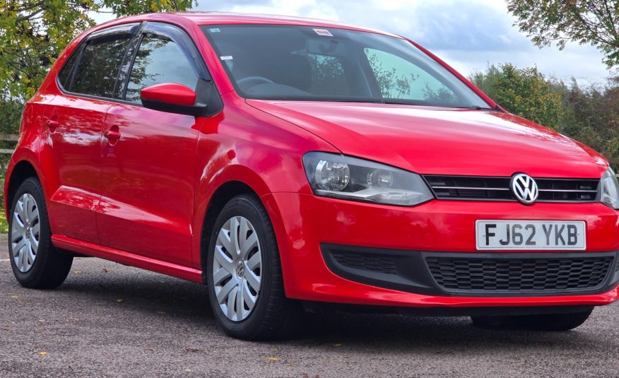 VOLKSWAGEN POLO 1.2 TSI BlueMotion Auto Tech SE Hatchback 5dr Petrol DSG 29k Miles Only