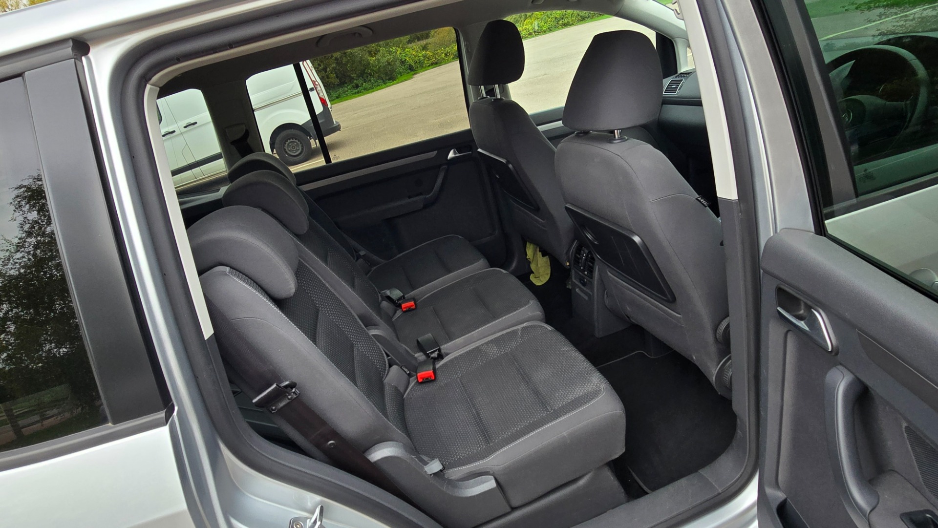 VOLKSWAGEN TOURAN 1.4 TSI SE Auto 7 Seater MPV 5dr Petrol DSG Euro 5 (140 ps) 53k Miles Only