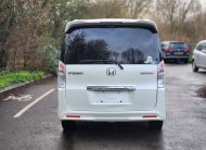 HONDA STEPWGN Spada JDM Import 2.0 Automatic 8 Seater MPV