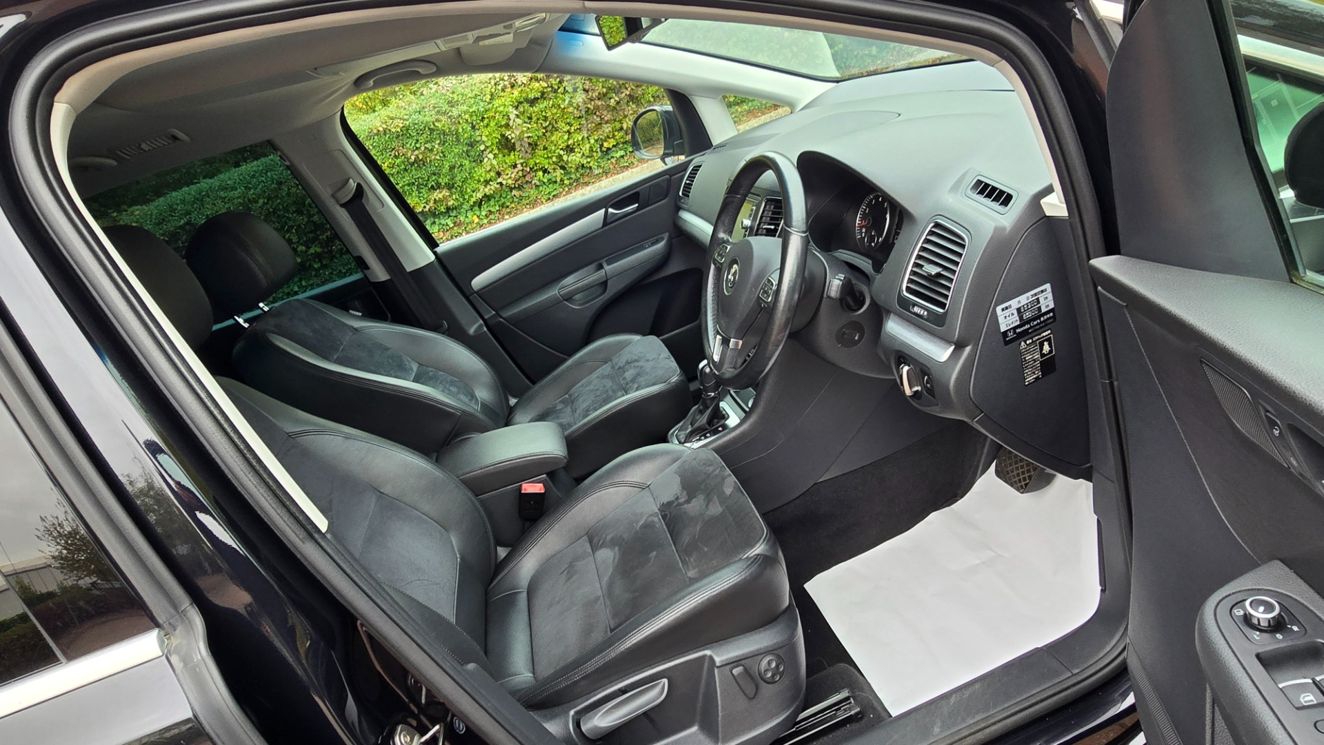 VOLKSWAGEN SHARAN 1.4 TSI BlueMotion Tech SE MPV Auto DSG Leather Seats 1 Year Warranty Ulez