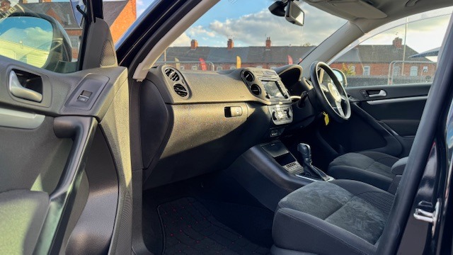VOLKSWAGEN TIGUAN TSI 1.4 TSI BlueMotion Tech SE Auto