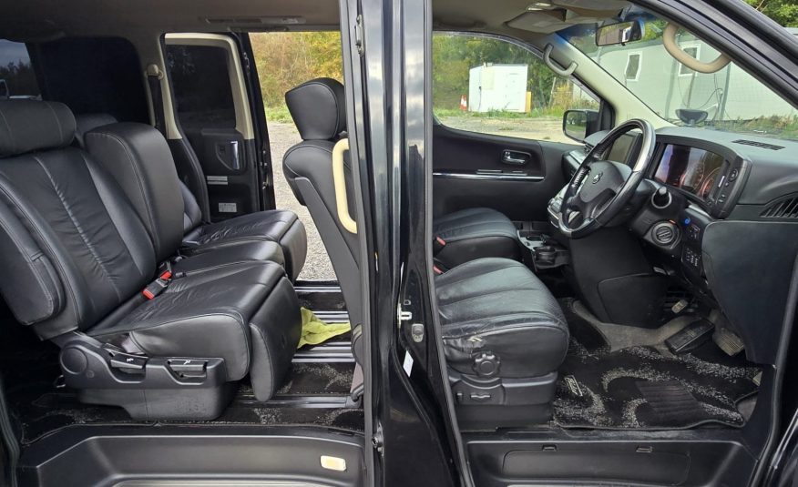 NISSAN ELGRAND Rider Autech ME51 2.5 V6 Automatic MPV Low Mileage 31k Guaranteed