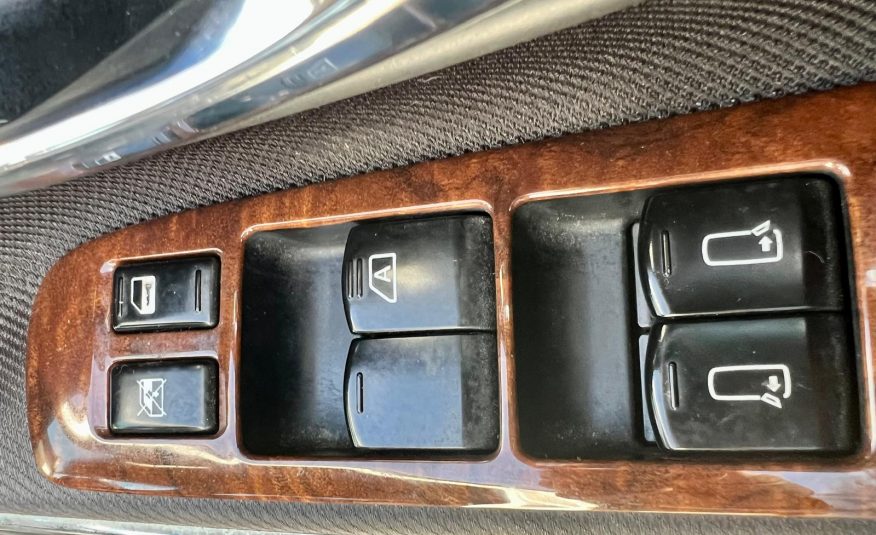 NISSAN ELGRAND Highway Star 3.5 V6 Auto Cruise Control 360 Cameras