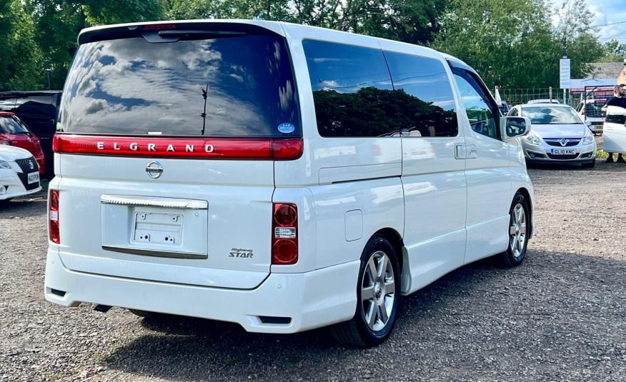 NISSAN ELGRAND Highway Star 3.5 V6 Auto Cruise Control 360 Cameras
