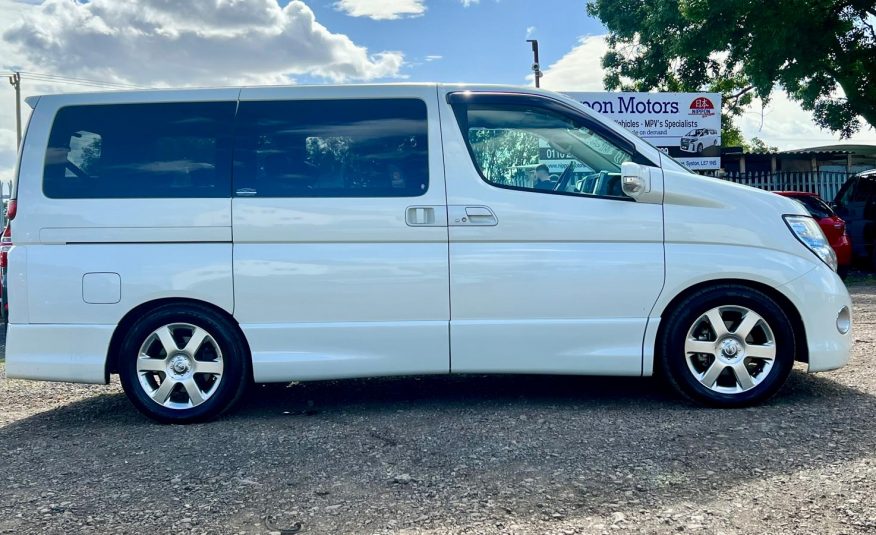 NISSAN ELGRAND Highway Star 3.5 V6 Auto Cruise Control 360 Cameras