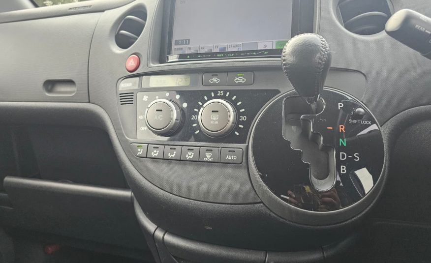 Toyota Corolla Sienta 1.5 Auto 7 Seater PowerSlide Door MPV