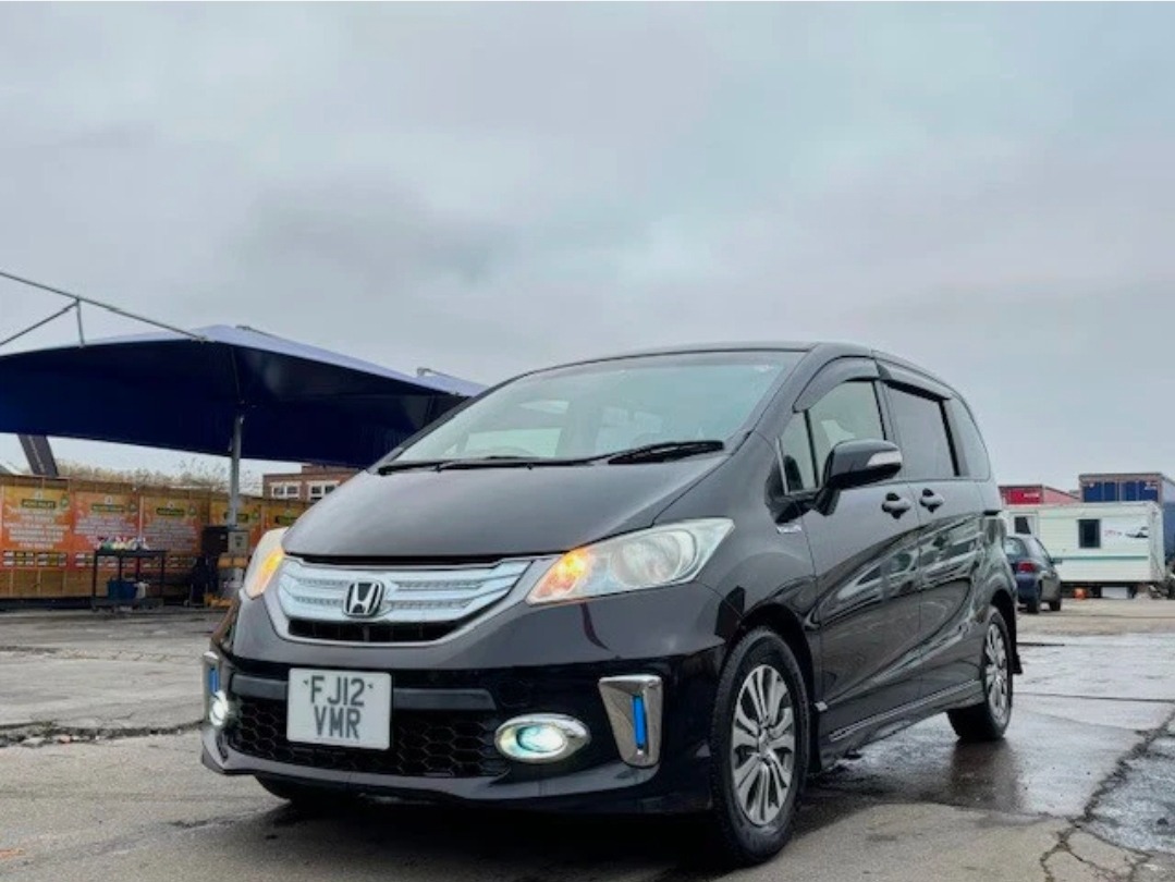 HONDA FREED 1.5h IMA EX CVT Auto 7 Seater MPV BTNavigation Ulez Compliant