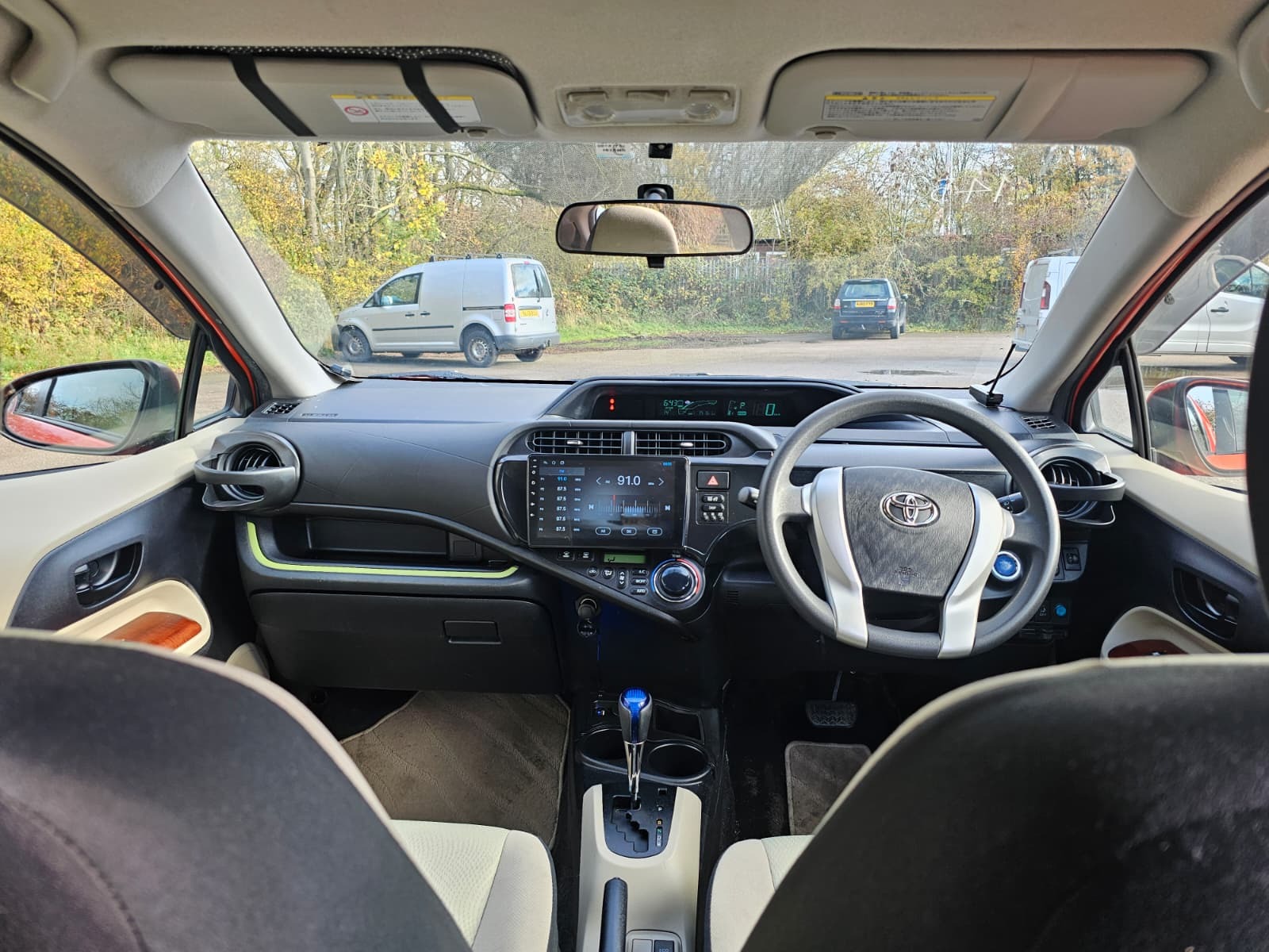 TOYOTA AQUA NHP10 1.5 Hybrid Automatic EVECO Mode Reverse Camera