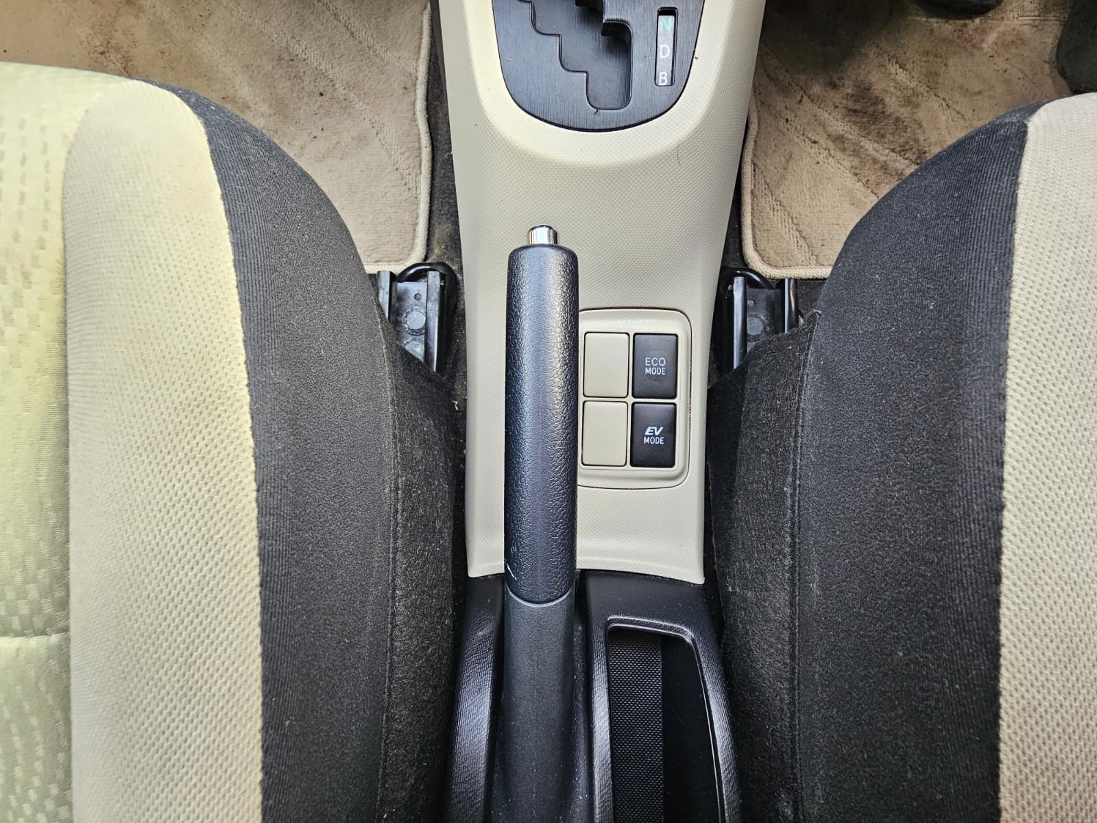 TOYOTA AQUA NHP10 1.5 Hybrid Automatic EVECO Mode Reverse Camera