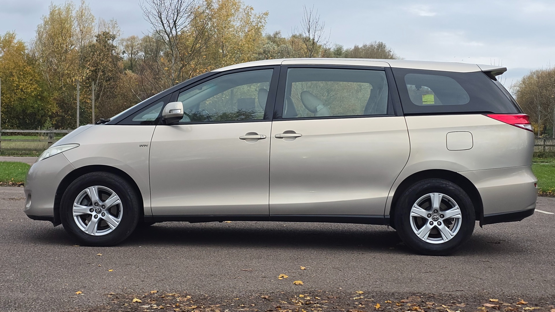 TOYOTA PREVIA GL 2.4 VVT-i Auto 7Seater MPV Power Doors Leather Seats 54k Miles Only