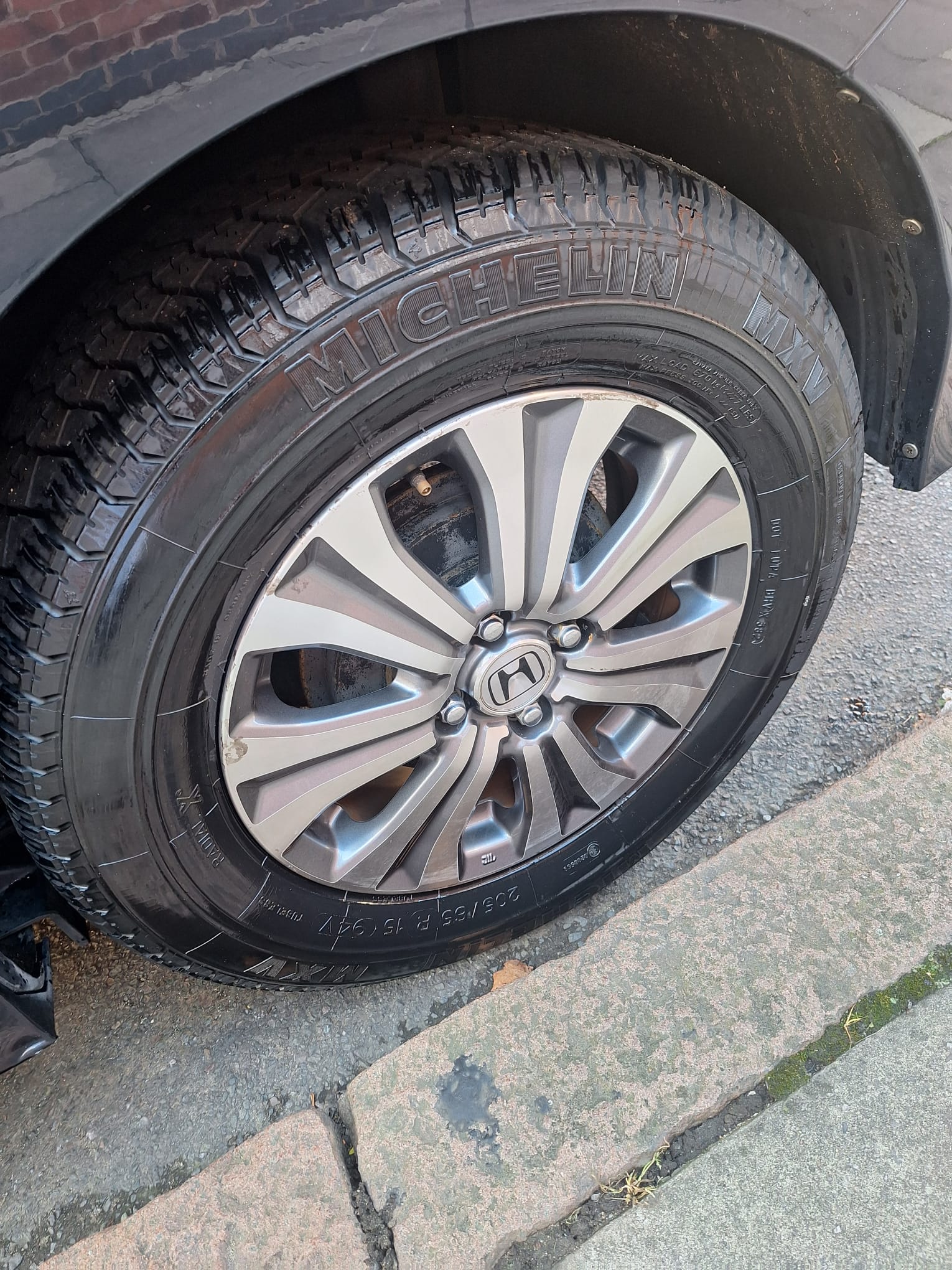 Honda Jazz Shuttle 1.5 Hybrid Automatic SUV