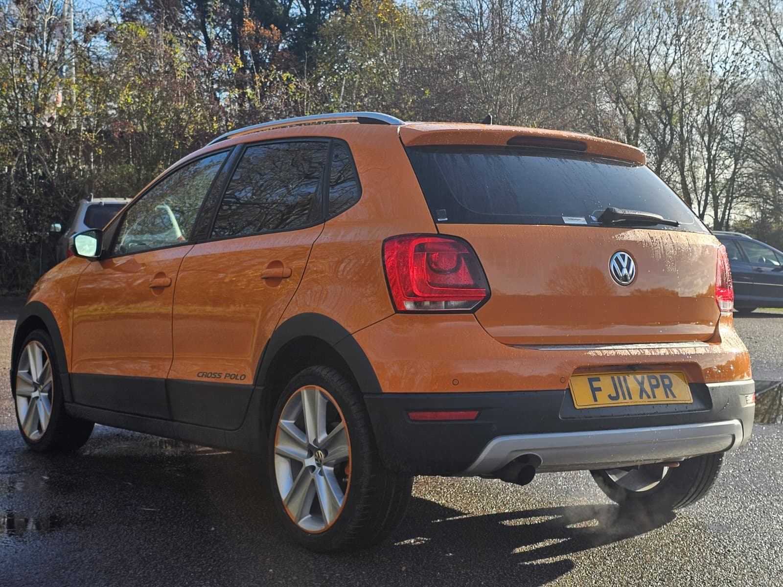 VOLKSWAGEN POLO 1.2 Auto TSI BlueMotion Limited Edition Two-Tone Orange Black
