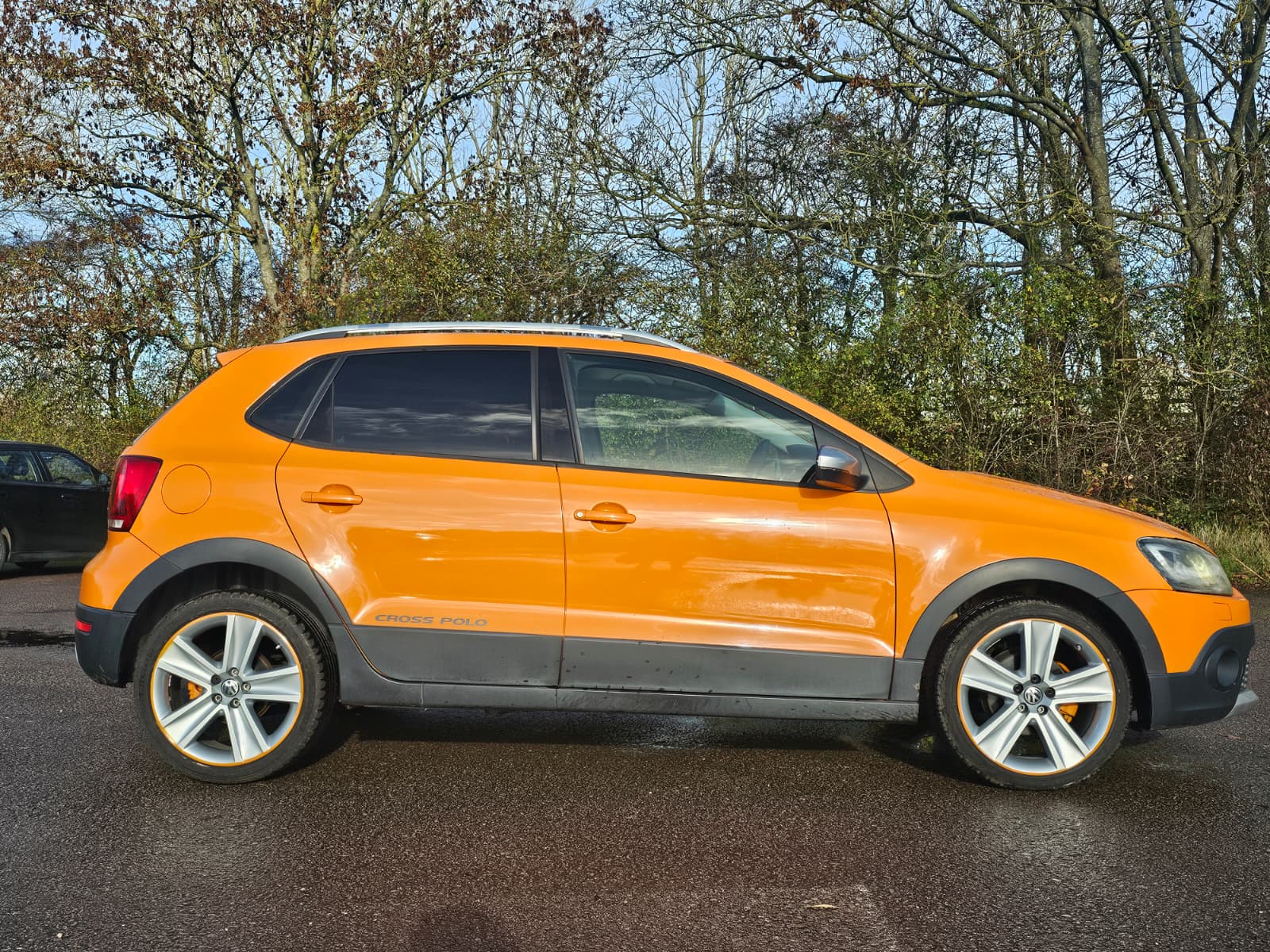 VOLKSWAGEN POLO 1.2 Auto TSI BlueMotion Limited Edition Two-Tone Orange Black