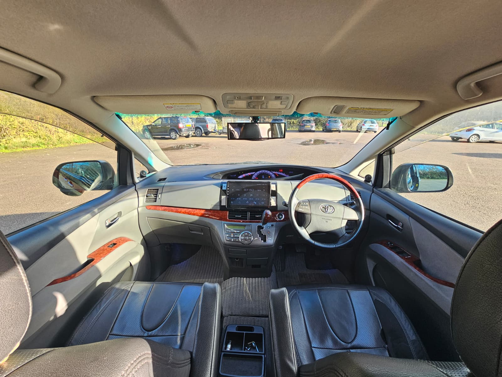 TOYOTA ESTIMA JDM Import 2.4 Automatic CVT 8 Seater MPV Android Auto/Car Play