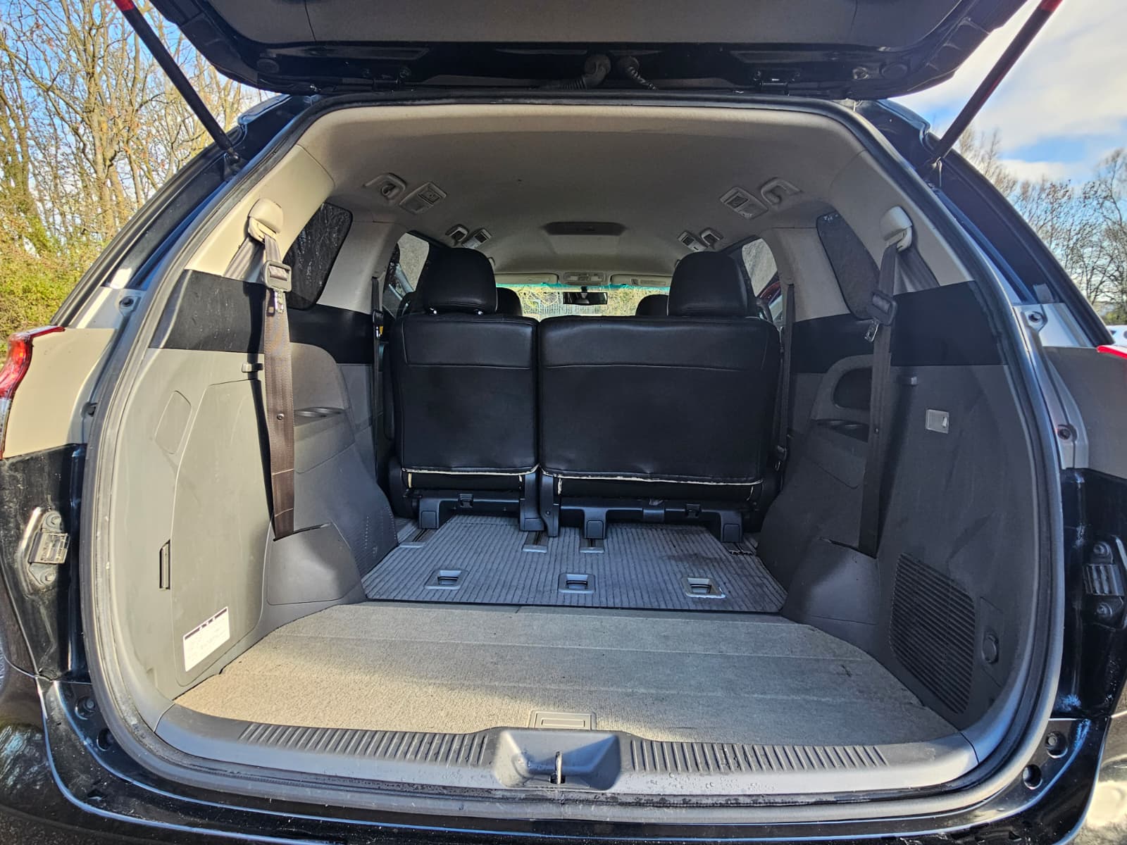 TOYOTA ESTIMA JDM Import 2.4 Automatic CVT 8 Seater MPV Android Auto/Car Play