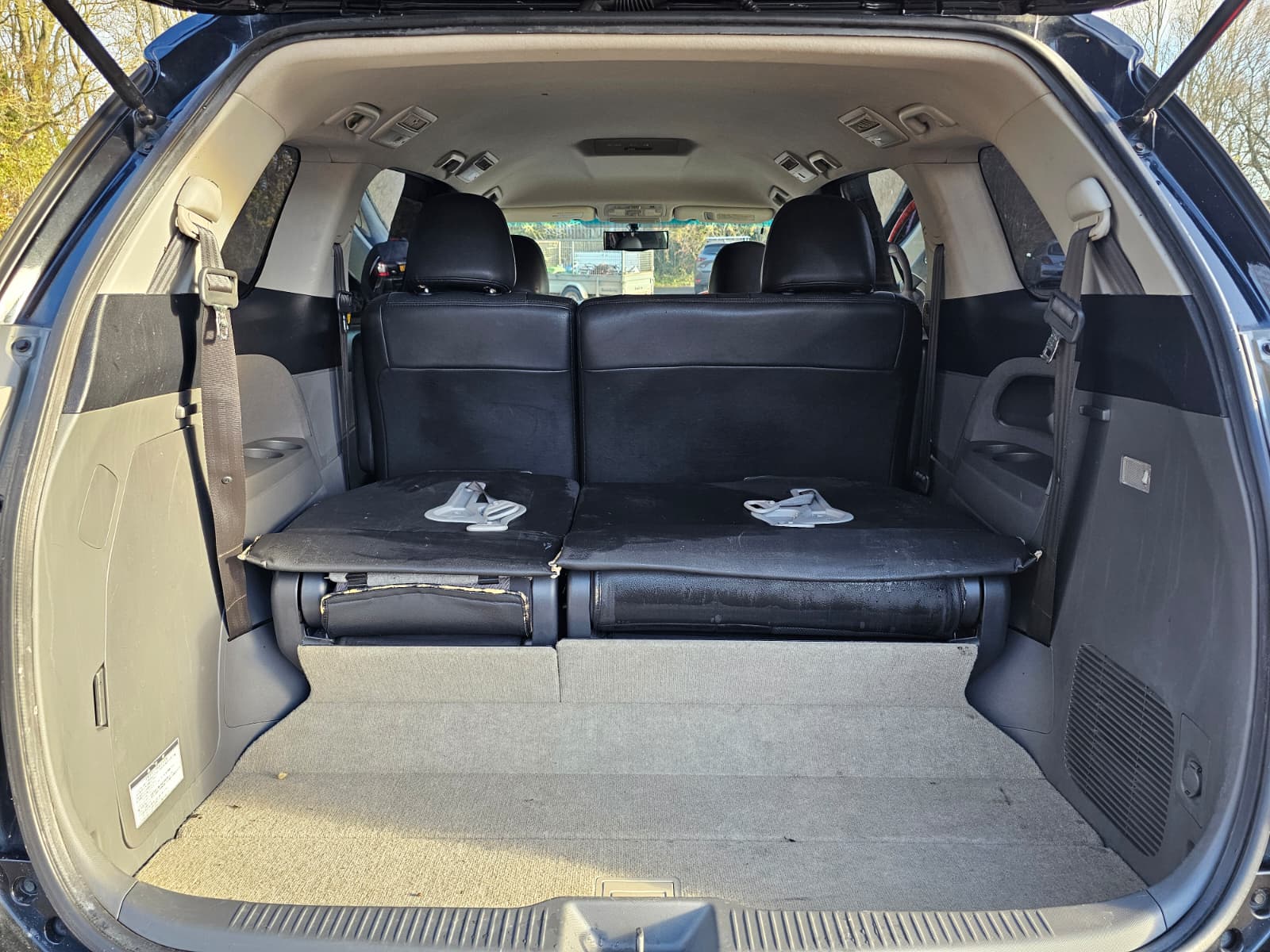 TOYOTA ESTIMA JDM Import 2.4 Automatic CVT 8 Seater MPV Android Auto/Car Play