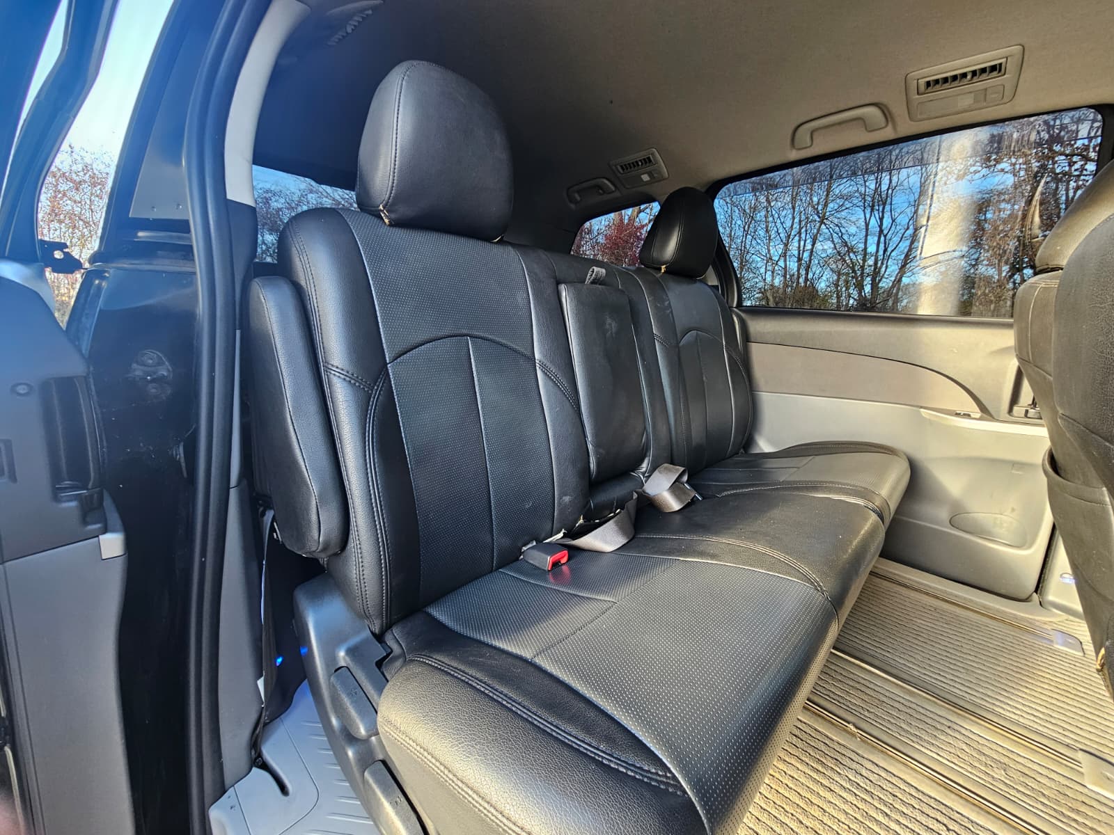 TOYOTA ESTIMA JDM Import 2.4 Automatic CVT 8 Seater MPV Android Auto/Car Play