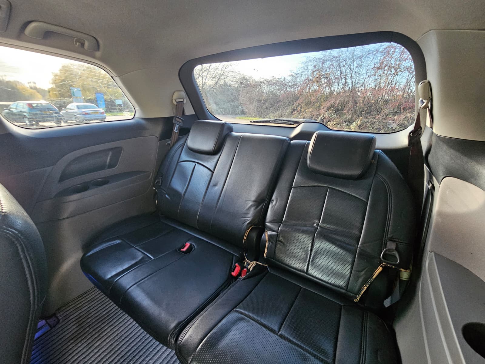 TOYOTA ESTIMA JDM Import 2.4 Automatic CVT 8 Seater MPV Android Auto/Car Play