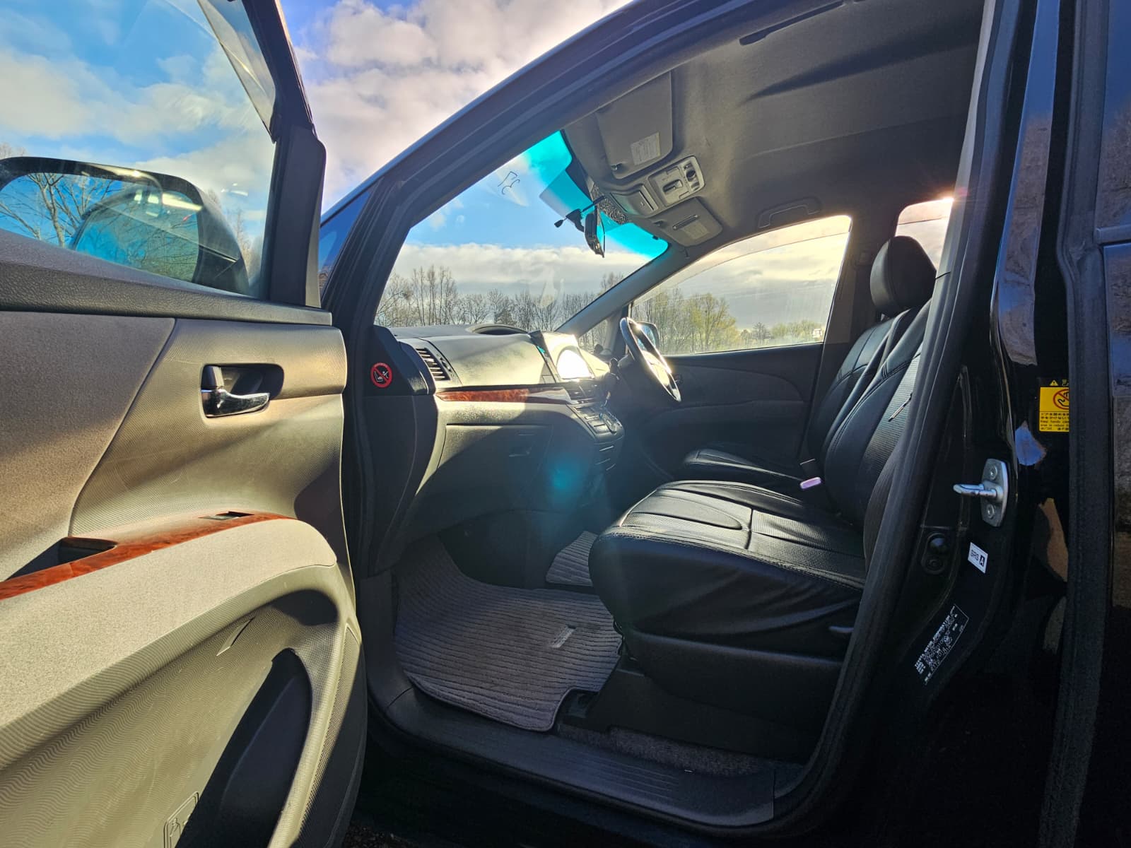 TOYOTA ESTIMA JDM Import 2.4 Automatic CVT 8 Seater MPV Android Auto/Car Play