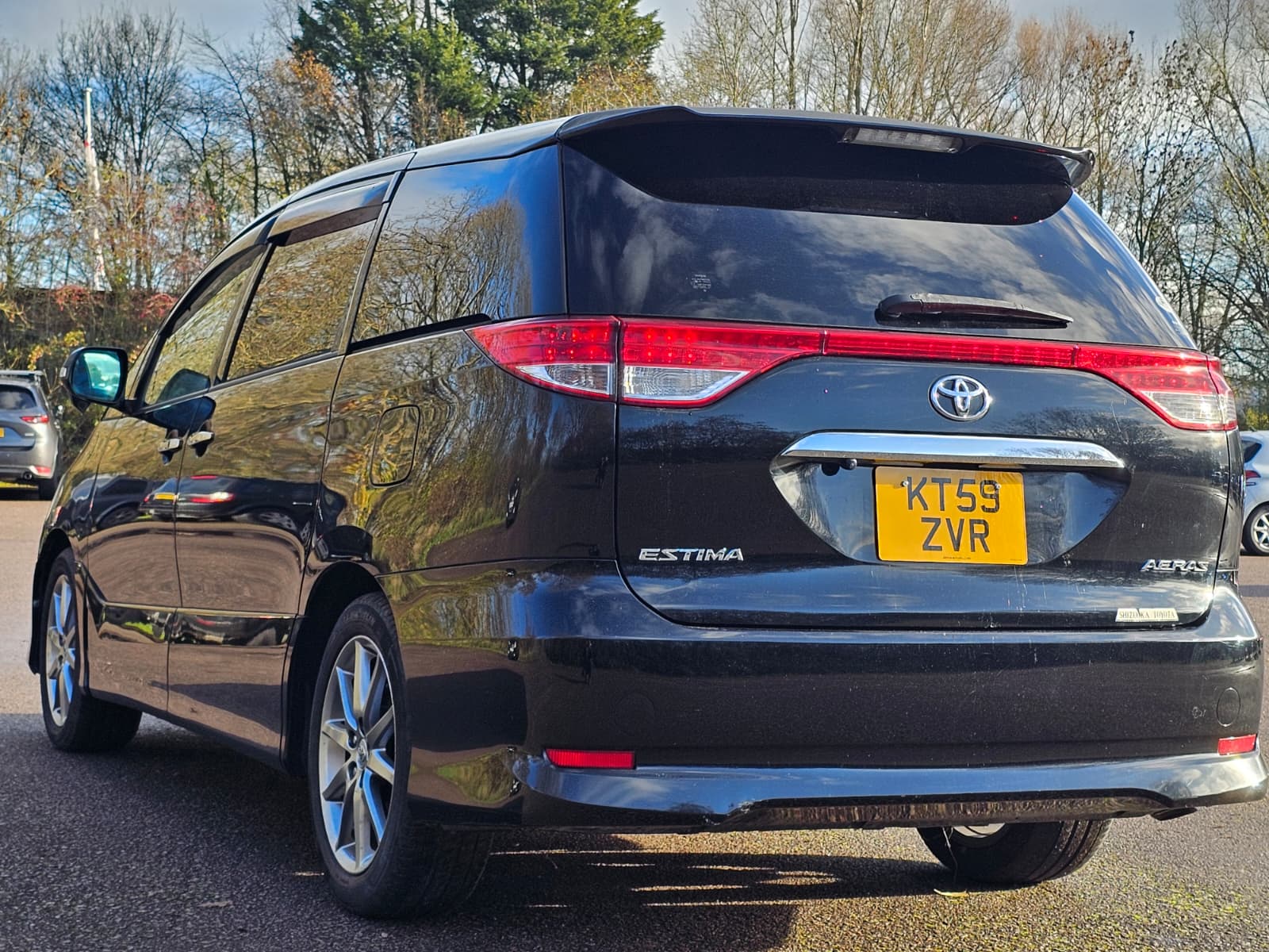 TOYOTA ESTIMA JDM Import 2.4 Automatic CVT 8 Seater MPV Android Auto/Car Play