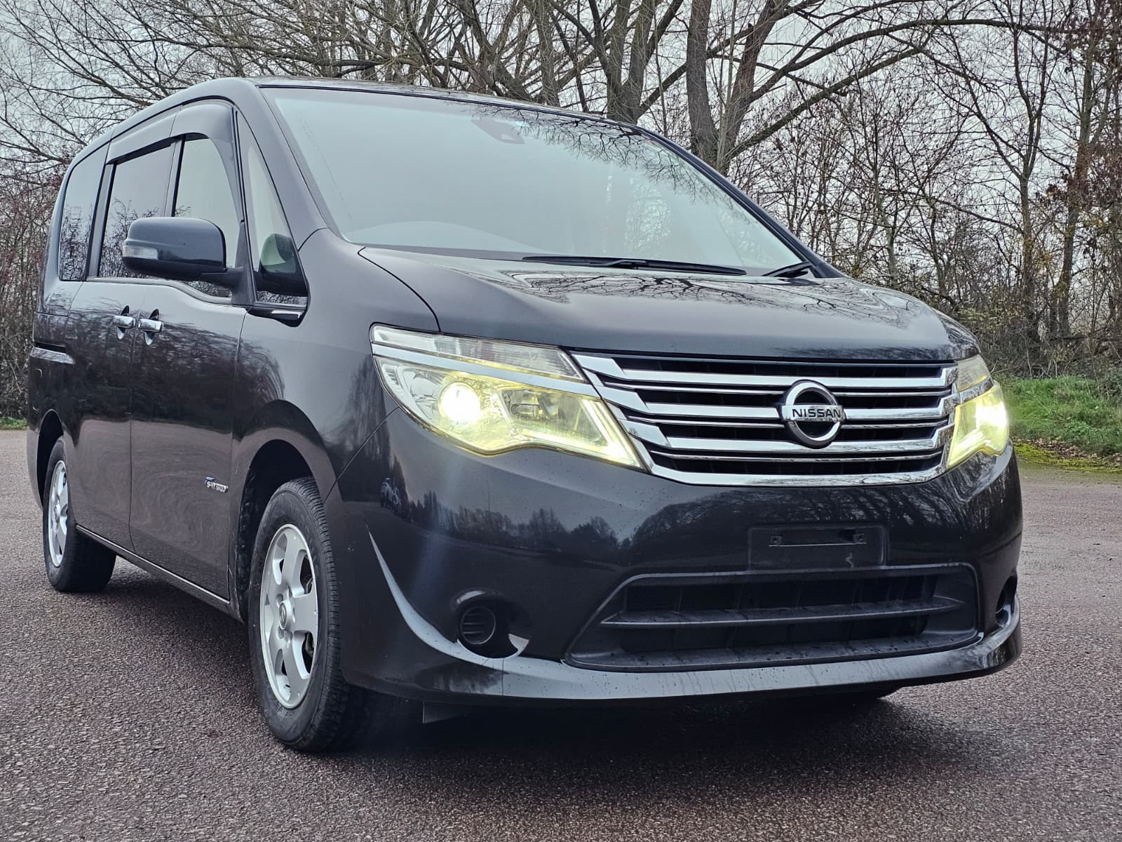 NISSAN SERENA 64 Reg 2.0 Auto 8 Seater Highway Star
