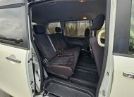 NISSAN SERENA 2.0 Auto 8 Seater Highway Star