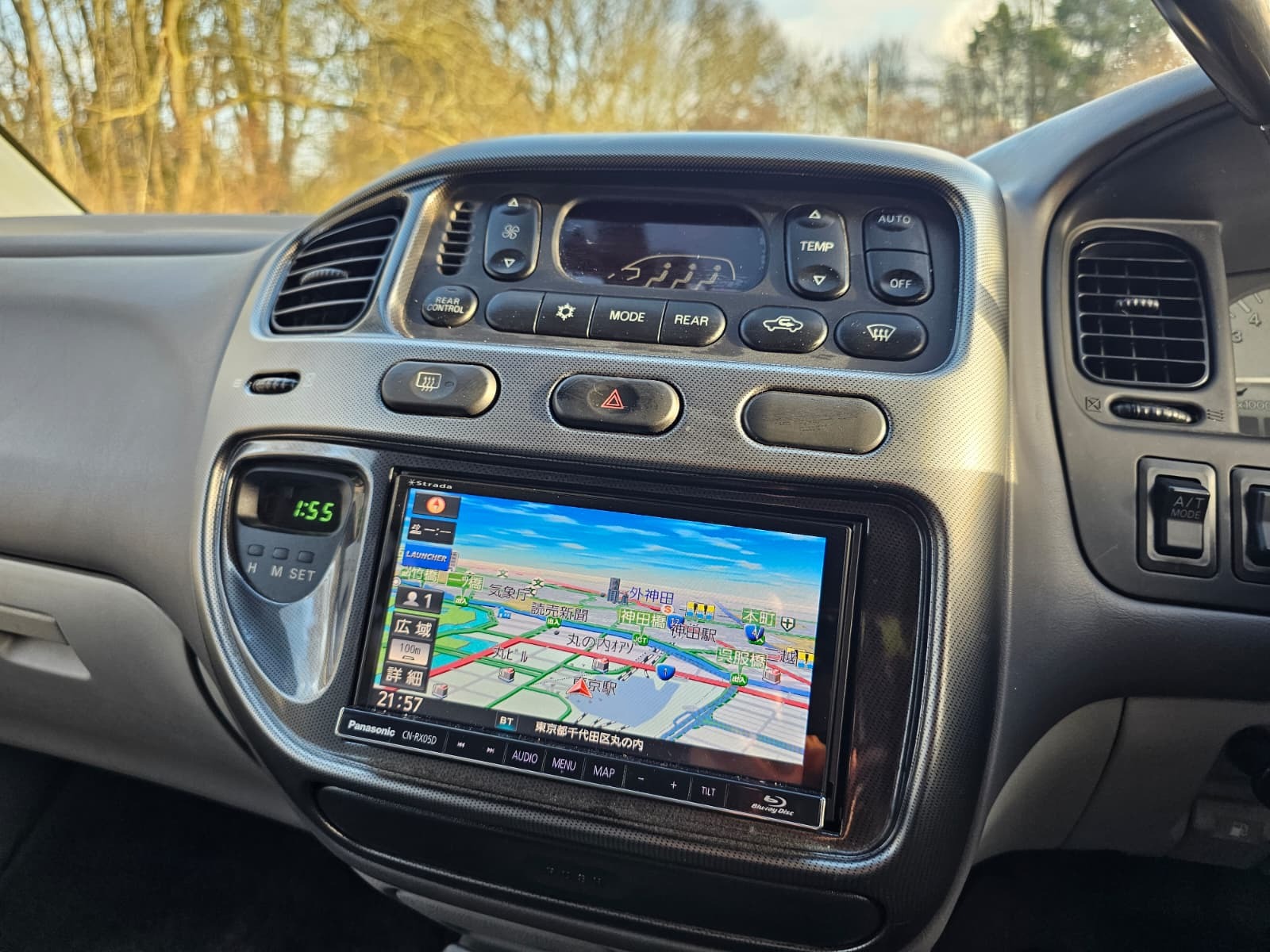 MITSUBISHI DELICA SPACE GEAR AUTO L400 Spacegear Chamonix 3.0 Auto V6 4X4  2WD