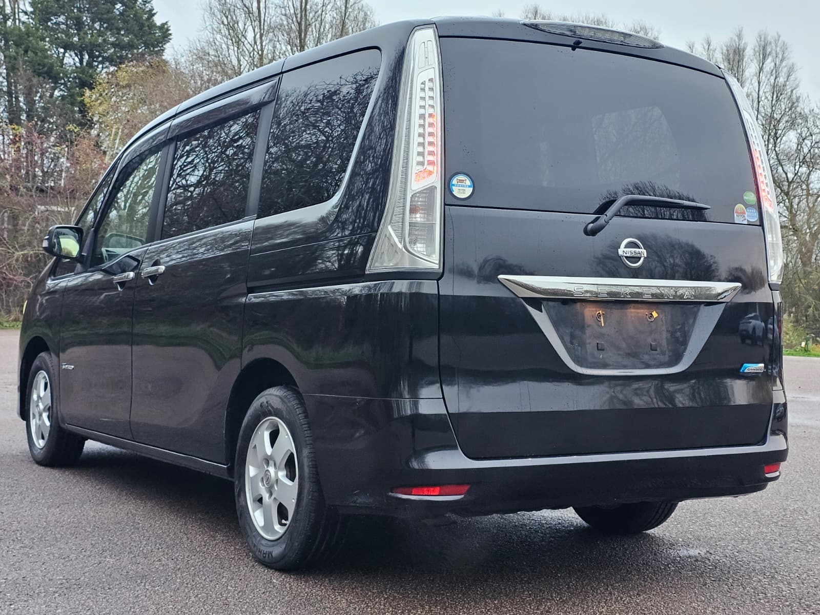 NISSAN SERENA 64 Reg 2.0 Auto 8 Seater Highway Star