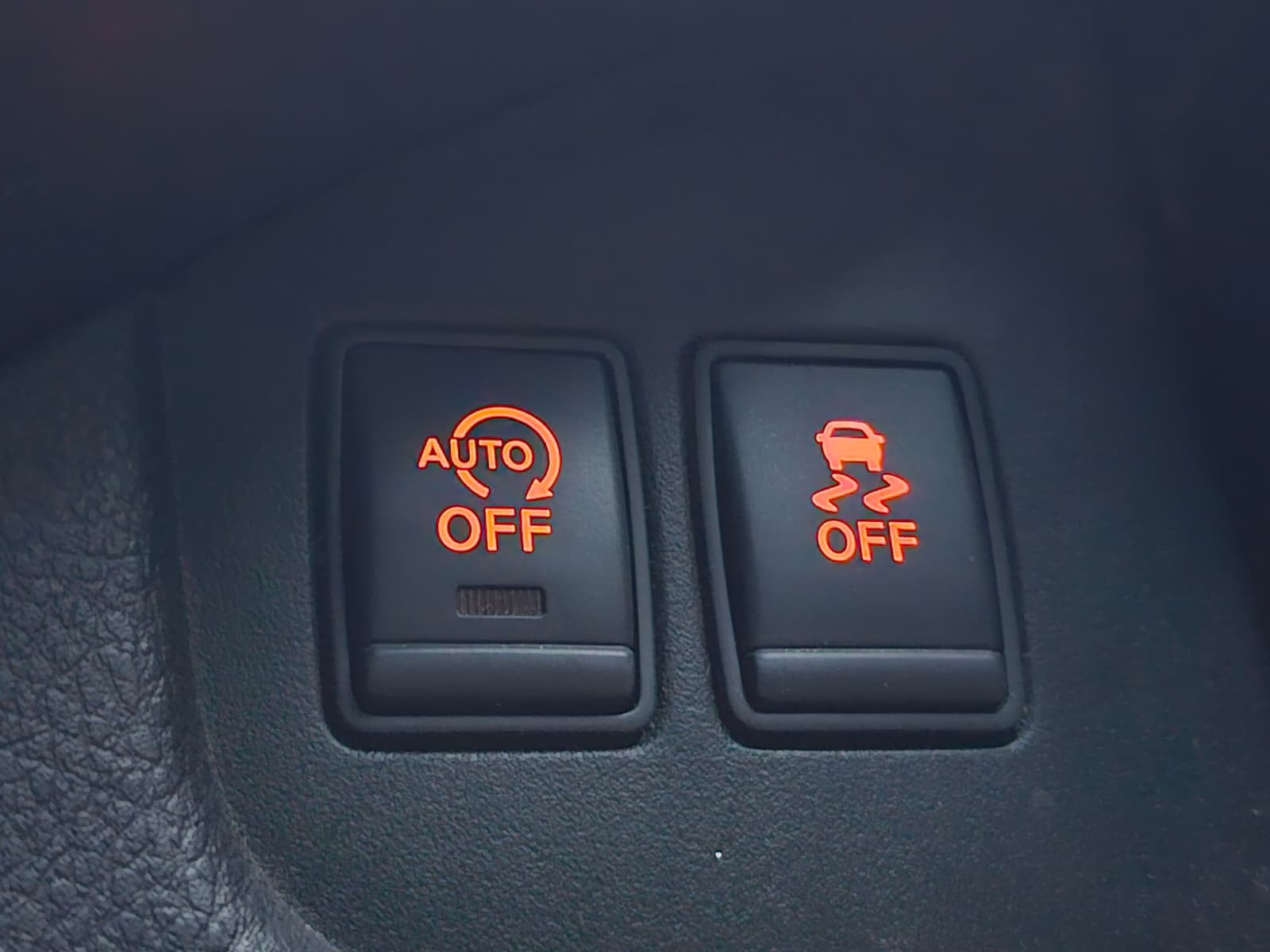 NISSAN SERENA 64 Reg 2.0 Auto 8 Seater Highway Star