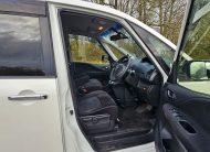 NISSAN SERENA 2.0 Auto 8 Seater Highway Star