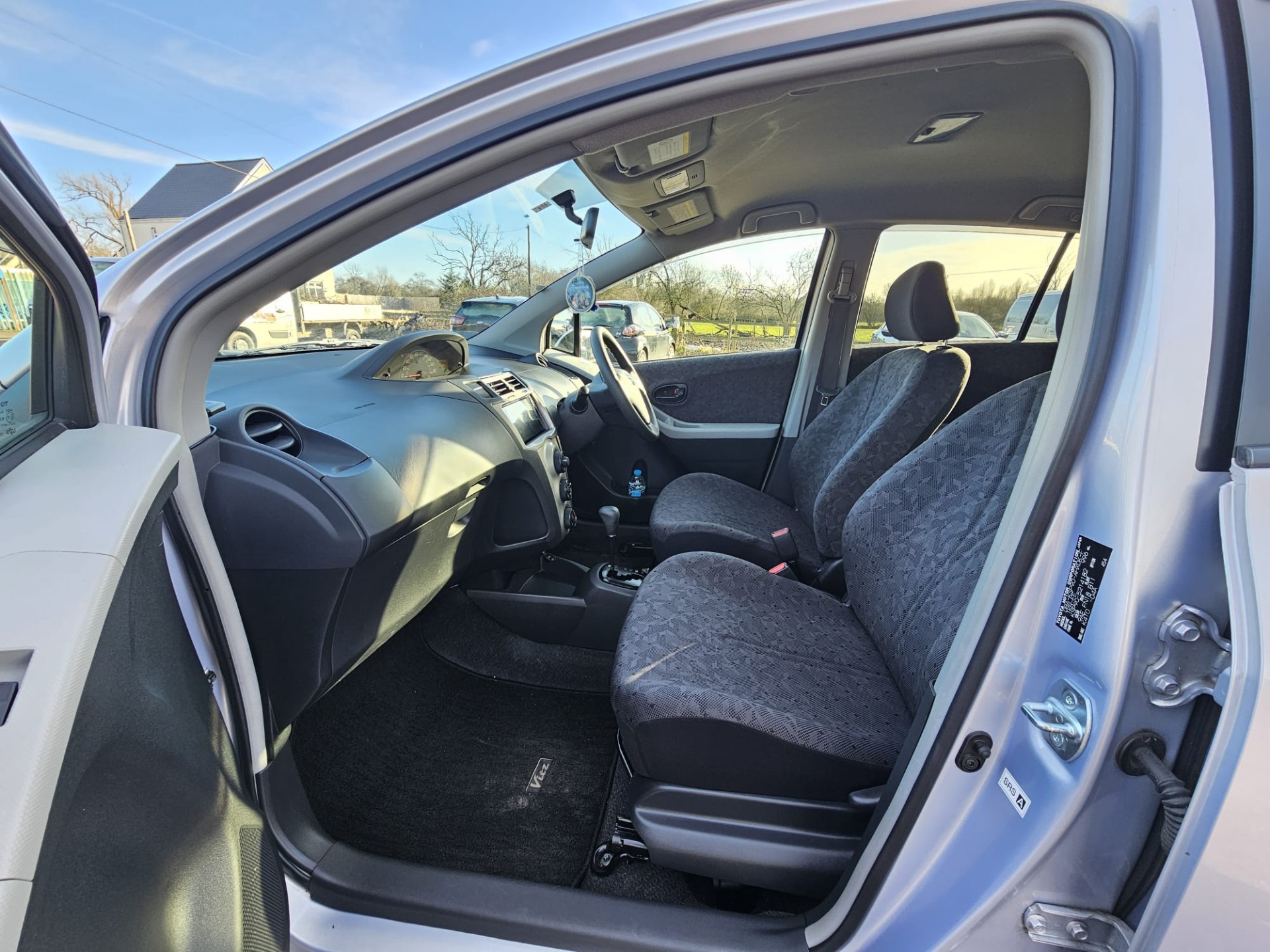 TOYOTA VITZ Yaris 1.0 L Automatic 5 Seater Hatchback