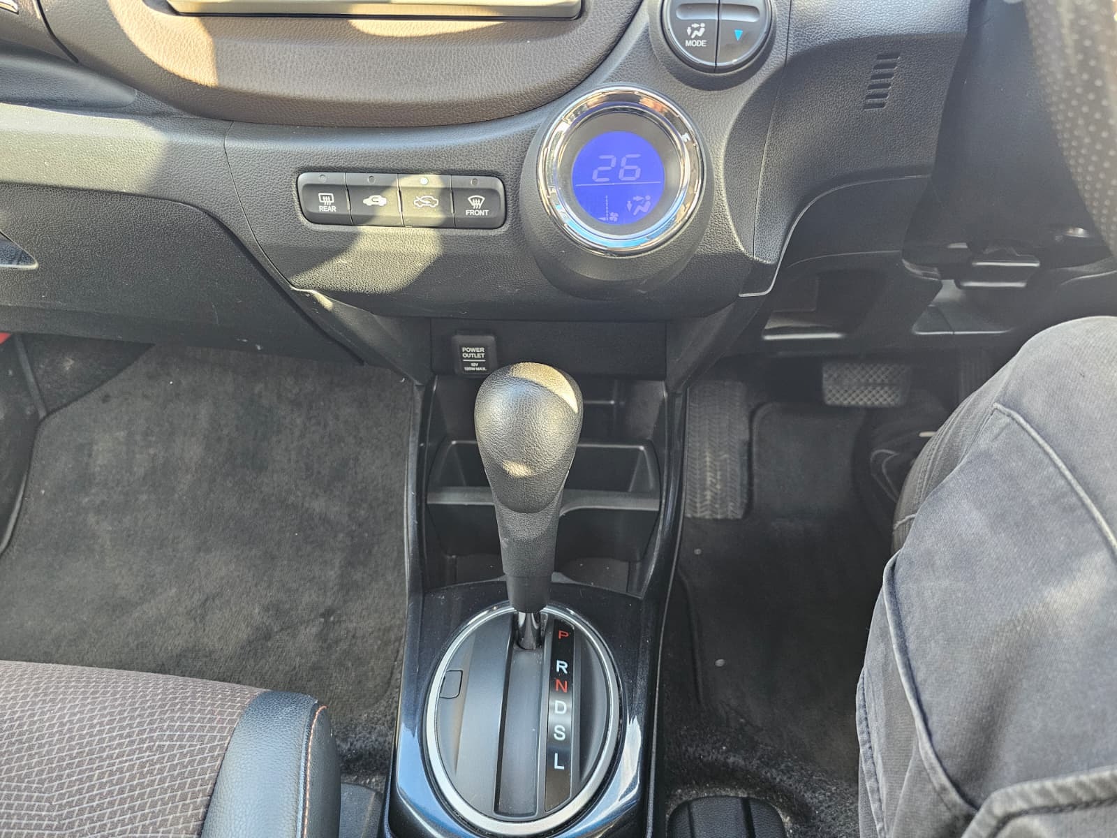 HONDA FIT SHUTTLE Jazz 1.3h IMA HE-T Hatchback 5dr Petrol Hybrid CVT Euro 5 (102 ps)