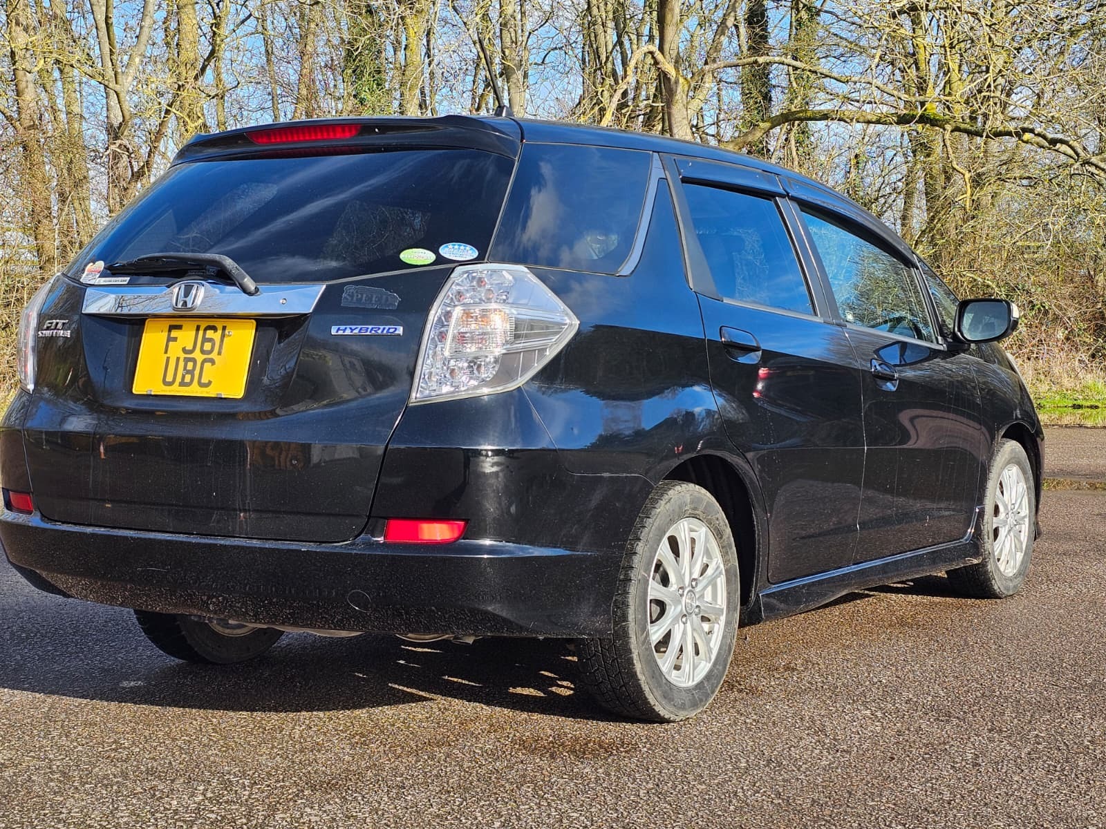 HONDA FIT SHUTTLE Jazz 1.3h IMA HE-T Hatchback 5dr Petrol Hybrid CVT Euro 5 (102 ps)