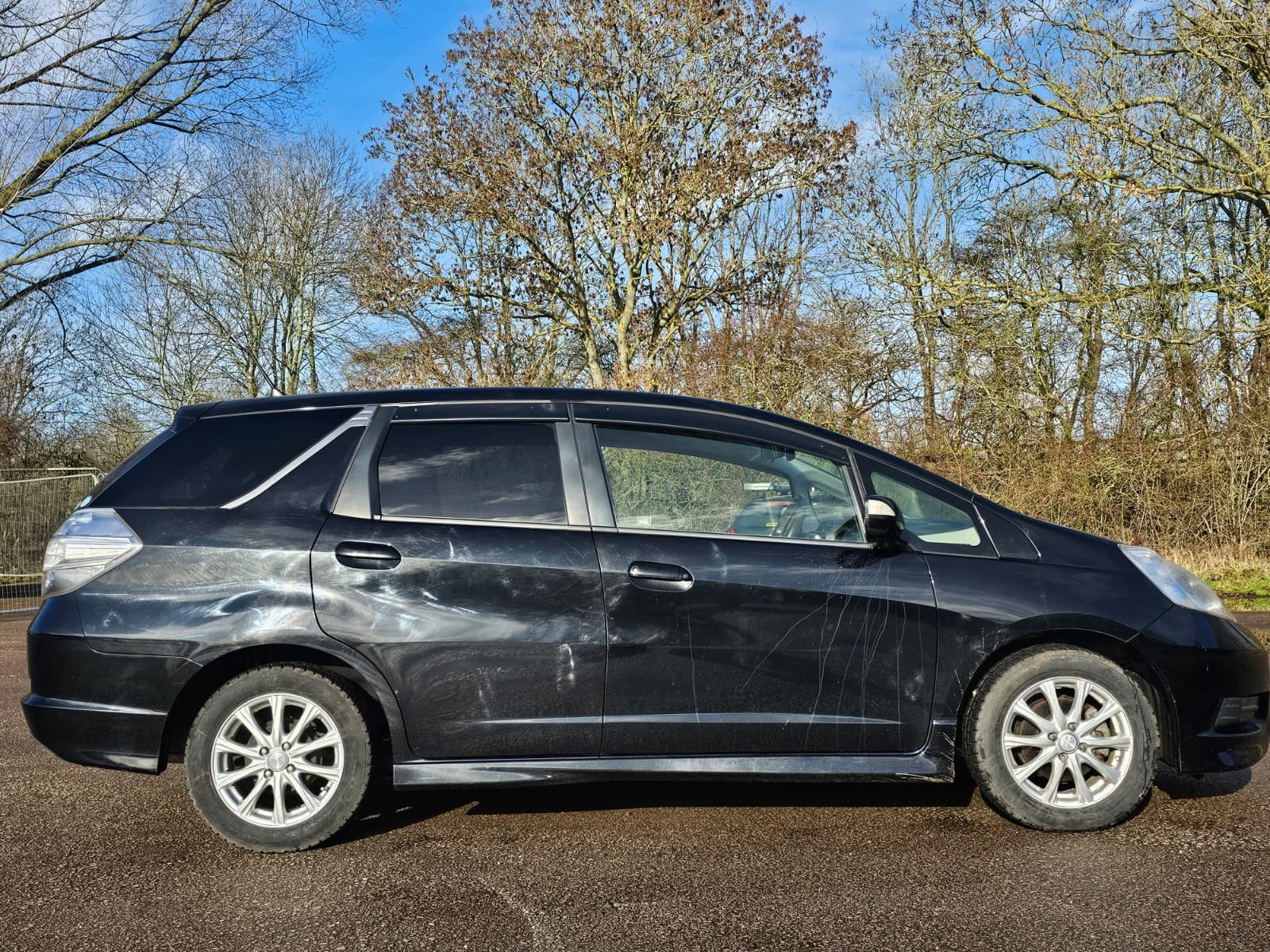 HONDA FIT SHUTTLE Jazz 1.3h IMA HE-T Hatchback 5dr Petrol Hybrid CVT Euro 5 (102 ps)