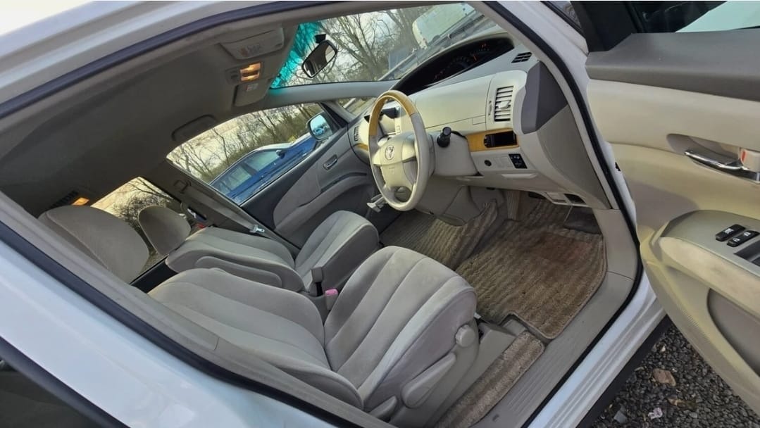 TOYOTA ESTIMA 2.4 Automatic 7 Seater MPV Ulez Compliant