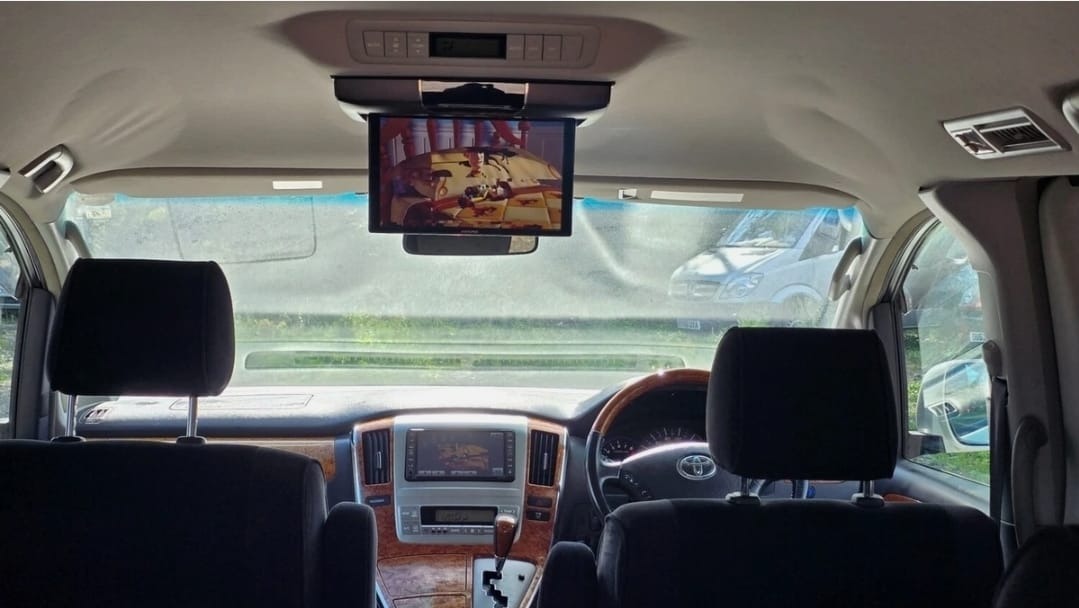 TOYOTA ALPHARD 2.4 G Edition CVT